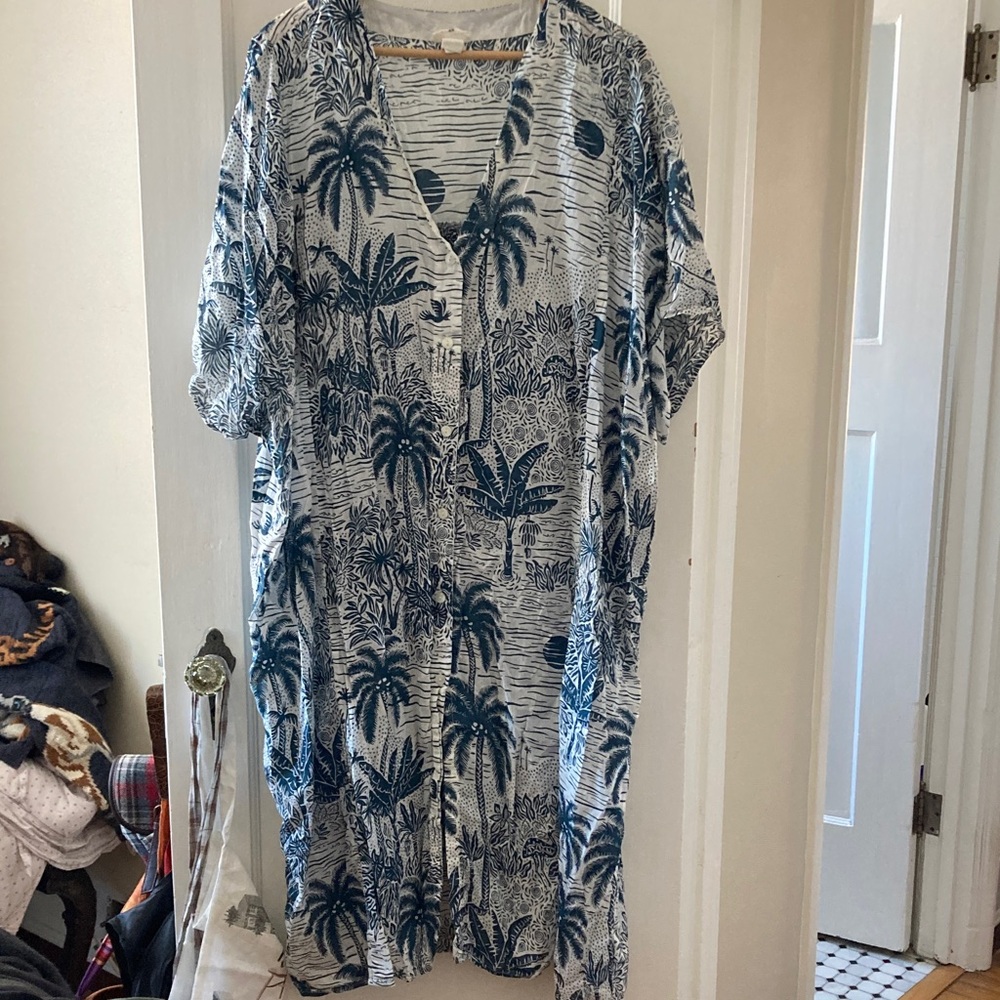 Desmond & Dempsey kaftan x H&M